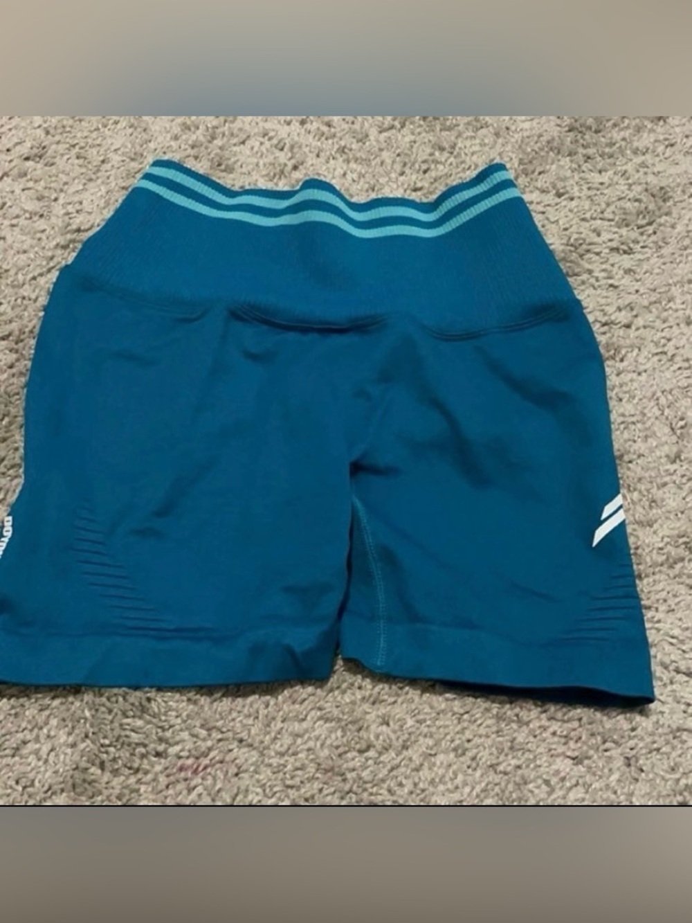 Doyoueven scrunch seamless shorts